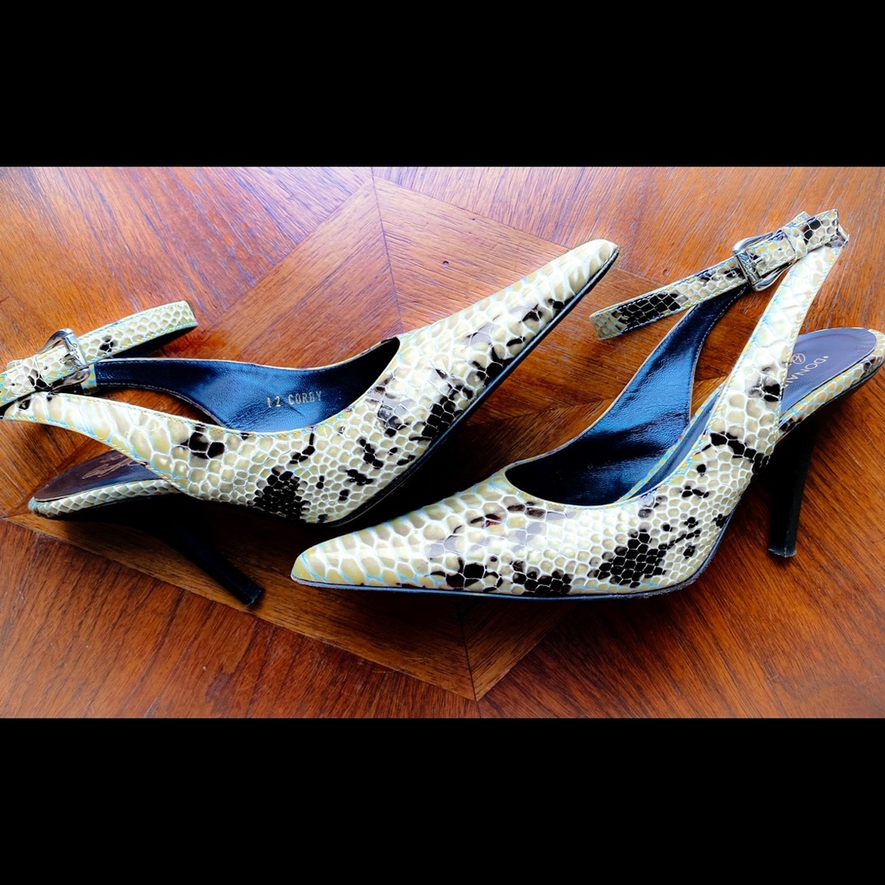 Donald J. Pliner Snake-Print Pointed Toe Slingback Heels in Cream and Black